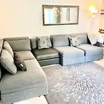 Gian - Close To The Kongresshaus, The Ice Hockey Stadium, Cross-country Skiing, The Eau-la-la Indoor Pool And Wellness, Large Supermarket, 2 Bus Stops, With An Indoor Garage And Fully Equipped Davos
