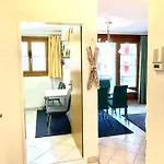 Apartamento Gian - Close To The Kongresshaus, The Ice Hockey Stadium, Cross-country Skiing, The Eau-la-la Indoor Pool And Wellness, Large Supermarket, 2 Bus Stops, With An Indoor Garage And Fully Equipped Davos