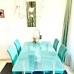 Gian - Close To The Kongresshaus, The Ice Hockey Stadium, Cross-country Skiing, The Eau-la-la Indoor Pool And Wellness, Large Supermarket, 2 Bus Stops, With An Indoor Garage And Fully Equipped *