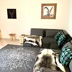 Gian - Close To The Kongresshaus, The Ice Hockey Stadium, Cross-country Skiing, The Eau-la-la Indoor Pool And Wellness, Large Supermarket, 2 Bus Stops, With An Indoor Garage And Fully Equipped Apartamento *