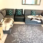 Apartamento Gian - Close To The Kongresshaus, The Ice Hockey Stadium, Cross-country Skiing, The Eau-la-la Indoor Pool And Wellness, Large Supermarket, 2 Bus Stops, With An Indoor Garage And Fully Equipped *