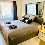 Apartamento Gian - Close To The Kongresshaus, The Ice Hockey Stadium, Cross-country Skiing, The Eau-la-la Indoor Pool And Wellness, Large Supermarket, 2 Bus Stops, With An Indoor Garage And Fully Equipped *