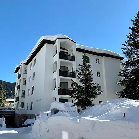 Lägenhet Gian - Close To The Kongresshaus, The Ice Hockey Stadium, Cross-country Skiing, The Eau-la-la Indoor Pool And Wellness, Large Supermarket, 2 Bus Stops, With An Indoor Garage And Fully Equipped