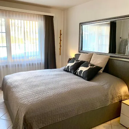 Gian - Close To The Kongresshaus, The Ice Hockey Stadium, Cross-country Skiing, The Eau-la-la Indoor Pool And Wellness, Large Supermarket, 2 Bus Stops, With An Indoor Garage And Fully Equipped 아파트