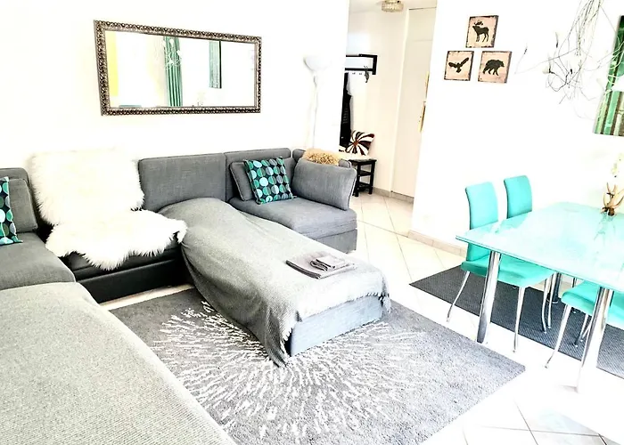 Apartamento Gian - Close To The Kongresshaus, The Ice Hockey Stadium, Cross-country Skiing, The Eau-la-la Indoor Pool And Wellness, Large Supermarket, 2 Bus Stops, With An Indoor Garage And Fully Equipped