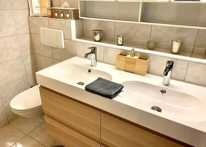 Gian - Close To The Kongresshaus, The Ice Hockey Stadium, Cross-country Skiing, The Eau-la-la Indoor Pool And Wellness, Large Supermarket, 2 Bus Stops, With An Indoor Garage And Fully Equipped Apartamento