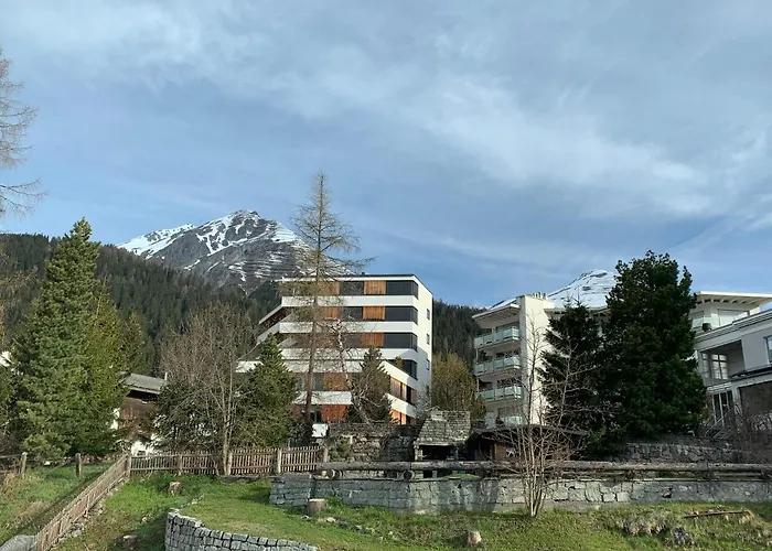 Gian - Close To The Kongresshaus, The Ice Hockey Stadium, Cross-country Skiing, The Eau-la-la Indoor Pool And Wellness, Large Supermarket, 2 Bus Stops, With An Indoor Garage And Fully Equipped Apartamento Davos