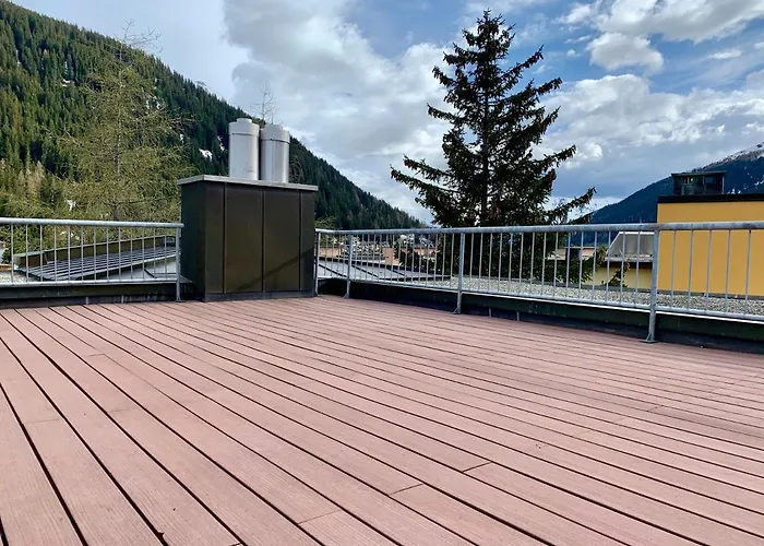 Gian - Close To The Kongresshaus, The Ice Hockey Stadium, Cross-country Skiing, The Eau-la-la Indoor Pool And Wellness, Large Supermarket, 2 Bus Stops, With An Indoor Garage And Fully Equipped Apartamento Davos